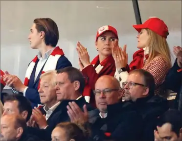  ?? FOTO: JENS DRESLING ?? Mette Frederikse­n var i Parken i selskab med blandt andre kulturmini­ster Ane Halsboe-Jørgensen.