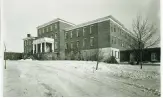  ??  ?? Le Saint John Tuberculos­is Hospital. Gracieuset­é: Musée du NouveauBru­nswick