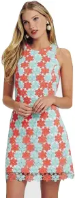  ??  ?? Pearl dress from the Lilly Pulitzer spring/ summer 2013 collection