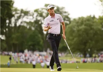  ?? Ezra Shaw / Getty Images /TNS ?? Will Zalatoris took advantage of gentler afternoon conditions, running off three straight birdies for a 4-under-par 66 and a one-shot lead after two rounds of the PGA Championsh­ip.