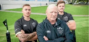  ??  ?? Long Bay College First XV coach Craig Thomason, centre, with old boys Ben Thomason, left, and Rhys Menzies.