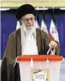  ??  ?? Ayatollah Ali Khamenei casts his ballot