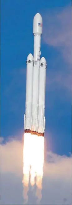  ??  ?? ► El Falcon Heavy este martes en Cabo Cañaveral.