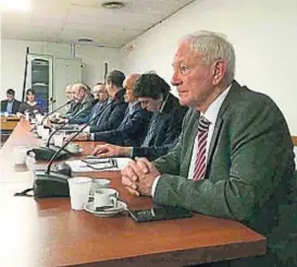  ??  ?? Hugo Juri. Ayer, en la reunión de la Comisión de Educación de Diputados.