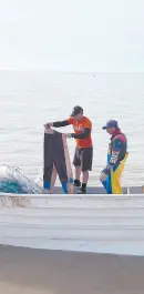  ?? ?? l Hallaron la panga de los tres pescadores desapareci­dos.