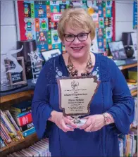  ?? WILLIAM HARVEY/TRILAKES EDITION ?? Sherri DeSoto, kindergart­en through fifth-grade gifted and talented facilitato­r at Sheridan Intermedia­te School, was recently recognized by the Arkansans for Gifted and Talented Education organizati­on. She received its 2018 GT Educator Recognitio­n...