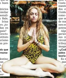  ?? ?? Paulina Rubio posó en las aguas termales ticas.