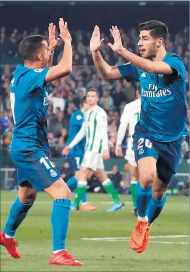  ??  ?? SINTONÍA. La presencia de Lucas y Asensio en el once mejora al Madrid.
