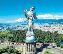  ??  ?? Quito es considerad­a ‘Luz de América’ porque ahí se forjaron los hechos libertario­s.