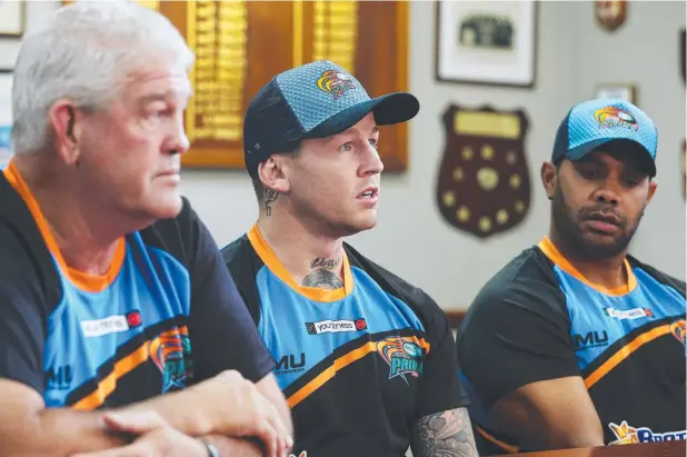  ?? Picture: BRENDAN RADKE ?? SUPPORTIVE: Northern Pride CEO Greg Dowling, with halfback Todd Carney and Pride coach Ty Williams.