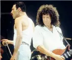  ??  ?? In concerto Freddie Mercury e Brian May nel 1985