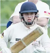  ??  ?? Drouin’s Tom Wans takes off for a single during the division five match against Western Park.