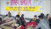  ?? BIKRAM SASHANKER/HT ?? Youths on hunger strike in Darjeeling on Monday.