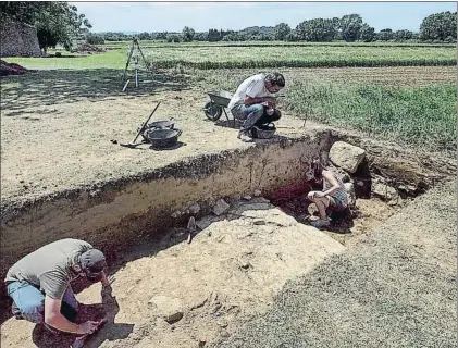  ?? INMA SAINZ DE BARANDA ?? Una imagen de archivo de las excavacion­es arqueológi­cas en Ullastret