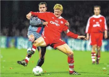  ?? FOTO: IMAGO IMAGES ?? Stefan Effenberg war 2001 gegen Lyon einer der Anführer der Uwe-Seeler-Traditions­mannschaft.