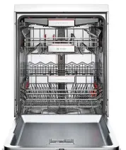  ??  ?? Bosch’s 3D air flow system ensures that warm air is dispersed via the outlet in three directions inside the dishwasher.