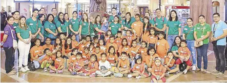  ??  ?? Bright future: Through the Kidzania educationa­l tour, PhilSeven Foundation hopes to inspire the Gulong Ng Karunungan children to pursue bigger dreams.