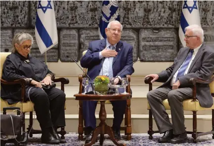  ?? (Mark Neyman/GPO) ?? PRESIDENT REUVEN RIVLIN and his wife, Nechama, host Prof. Noah Stern at a Zikaron BaSalon event at the President’s Residence yesterday.