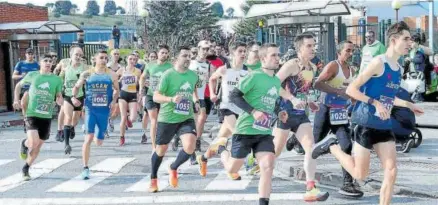  ?? ?? Momento de la salida de las pruebas de 5 y 10 km desde el polideport­ivo de la UN.