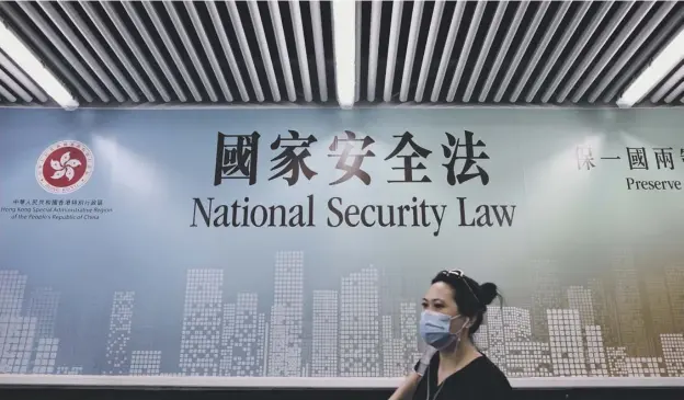  ??  ?? 0 Hong Kong residents face travel restrictio­ns as the row between Beijing and London escalated with China refusing to recognise the British National (Overseas) passport