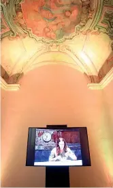  ??  ?? Memorie emozionali Una video opera di «Sguardi» a Palazzo Drago, (per l’occasione diventato il Sisal Art Palace) riaperto dopo 11 anni