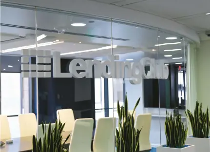  ?? LENDINGCLU­B CORP. ?? LendingClu­b, a nontraditi­onal lender that matches borrowers and investors over the internet, has a conservati­ve balance sheet for a loan company.