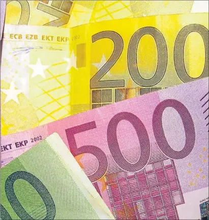  ?? J. M. CENCILLO ?? Las máquinas de contar billetes de 500 euros se rompieron en más de una sucursal madrileña...