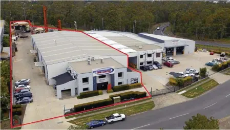  ?? Photo: Contribute­d ?? EXPANSIVE FACILITY: Drilling company Roc-Drill has leased the property at 9 Formation St, Wacol.