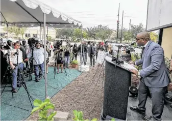  ?? Steve Gonzales / Staff photograph­er ?? General Counsel for Turkey Leg Hut, Jeremy Pinckney, addresses allegation­s of a lawsuit filed by a small group of residentia­l neighbors on Friday in Houston.