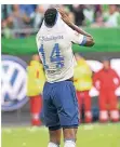  ?? FOTO: DPA ?? Schalkes Abdul Rahman Baba nach dem 1:2 von Wolfsburg.