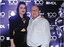  ??  ?? Luciana e Reinaldo
Galli, estiveram como convidados do aniversári­o da 100frontei­ras.