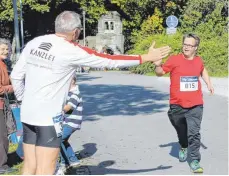  ?? FOTO: CHRISTIAN REICHL ?? Auch die Teilnehmer am Inklusions­lauf hatten Spaß.