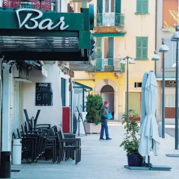  ?? TI-PRESS ?? Da oggi bar e ristoranti dell'enclave di nuovo chiusi