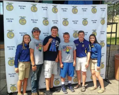  ?? PHOTO COURTESY STOCKBRIDG­E VALLEY CENTRAL SCHOOL ?? From left, Kristiann Frank, Logan Godarie, Michael Wagner, Austin Nolley, David Townsend, Lindsay Nassimos. Vegetable ID Team Award.