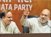  ?? MOHD ZAKIR/HT PHOTO ?? BJP chief Amit Shah addresses a press meet in New Delhi on Monday as party leader Anant Kumar looks on.