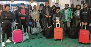  ?? PHOTO COURTESY OF SPELMAN COLLEGE ?? These Spelman College students traveled to Flint, Michigan, last year during spring break to participat­e in volunteer work in that city.