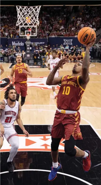  ?? AP ?? Guard Keshon Gilbert (16 points) played a key role in Iowa State’s 28-point victory over top-ranked Houston.