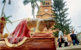  ?? FOTO ?? El santuario del Señor Caído es uno de los destinos de peregrinac­ión más importante­s en el valle de Aburrá.