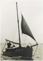  ??  ?? BELOW The postwar reparation cutterDuet from Norway which Fay and Jack found derelict in Bridlingto­n but then restored to sail in the Humber