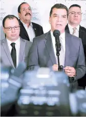  ?? FOTO: EL HERALDO ?? Elvin Santos preside la Comisión de la nueva Ley Electoral en el Congreso Nacional.
