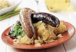  ??  ?? Blutwurst und White Pudding sind etwa in Schottland beliebt.