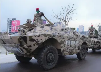  ?? DR ?? Tanques do Exército etíope entraram na cidade de Mekele na ofensiva contra os separatist­as