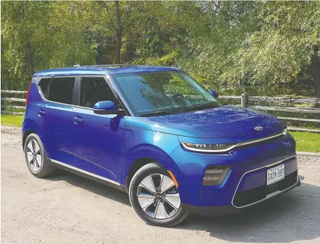  ?? PHOTOS: BRIAN HARPER/ DRIVING ?? The 2021 Kia Soul EV Limited is ideal inter-urban transporta­tion, says Brian Harper, noting its 400-kilometre range.