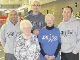  ?? SUBMITTED PHOTO ?? Among those enjoying a walk at the RECC were, from left, Annie Archibald and Carol Smith. Second row, Raj Makkar, Dr. Neil Bower and Dr. Stephen Ellis.