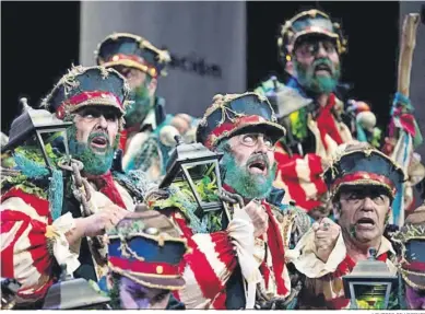  ?? LOURDES DE VICENTE ?? El coro ‘Los iluminados’ ganó en los concursos de la ONCE y la peña La Estrella.