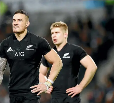  ?? GETTY IMAGES ?? The experience­d Sonny Bill Williams, left, or the promising Jack Goodhue, right, in the backline midfield: Which way will the All Blacks go?