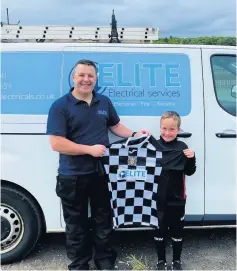  ??  ?? Proud sponsor Mark McDonald from Elite Electrical with his son Ethan