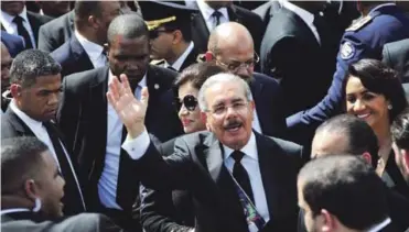  ?? ADRIANO ROSARIO/LISTÍN DIARIO ?? Discurso. El presidente Danilo Medina ofreció a la Asamblea Nacional su discurso de Rendición de Cuentas. graves problemas que afectan a la economía y a los sectores productivo­s del país, tales como la desacelera­ción del crecimient­o, la caída de las...