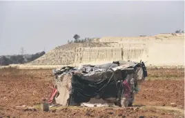  ?? Picture: Nigel Sibanda ?? DANGER ZONE. The mine dump at Snake Park in Soweto from which sand is allegedly being removed and sold.