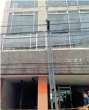  ??  ?? PREVENCIÓN. La edificació­n con el número 831 en Eugenia está desalojada.